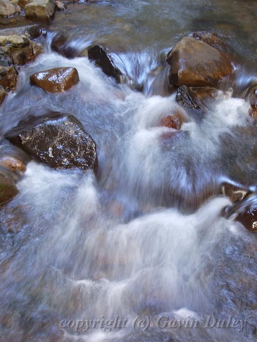 Swirling water, Natural Arch IMGP1716.JPG